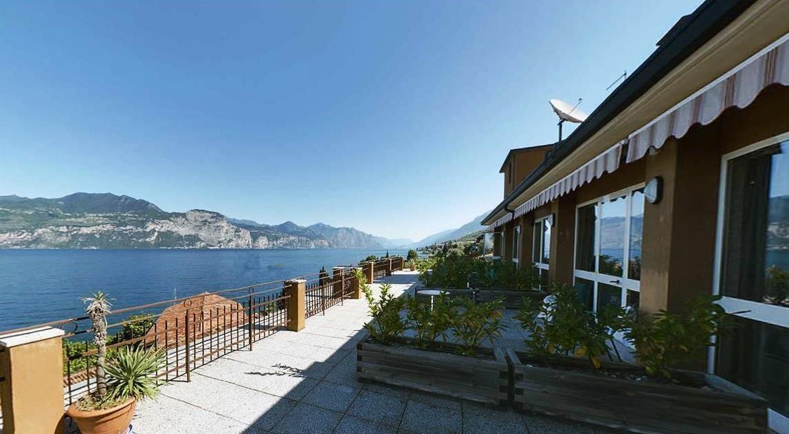 Hotel Nike Brenzone sul Garda Exterior photo